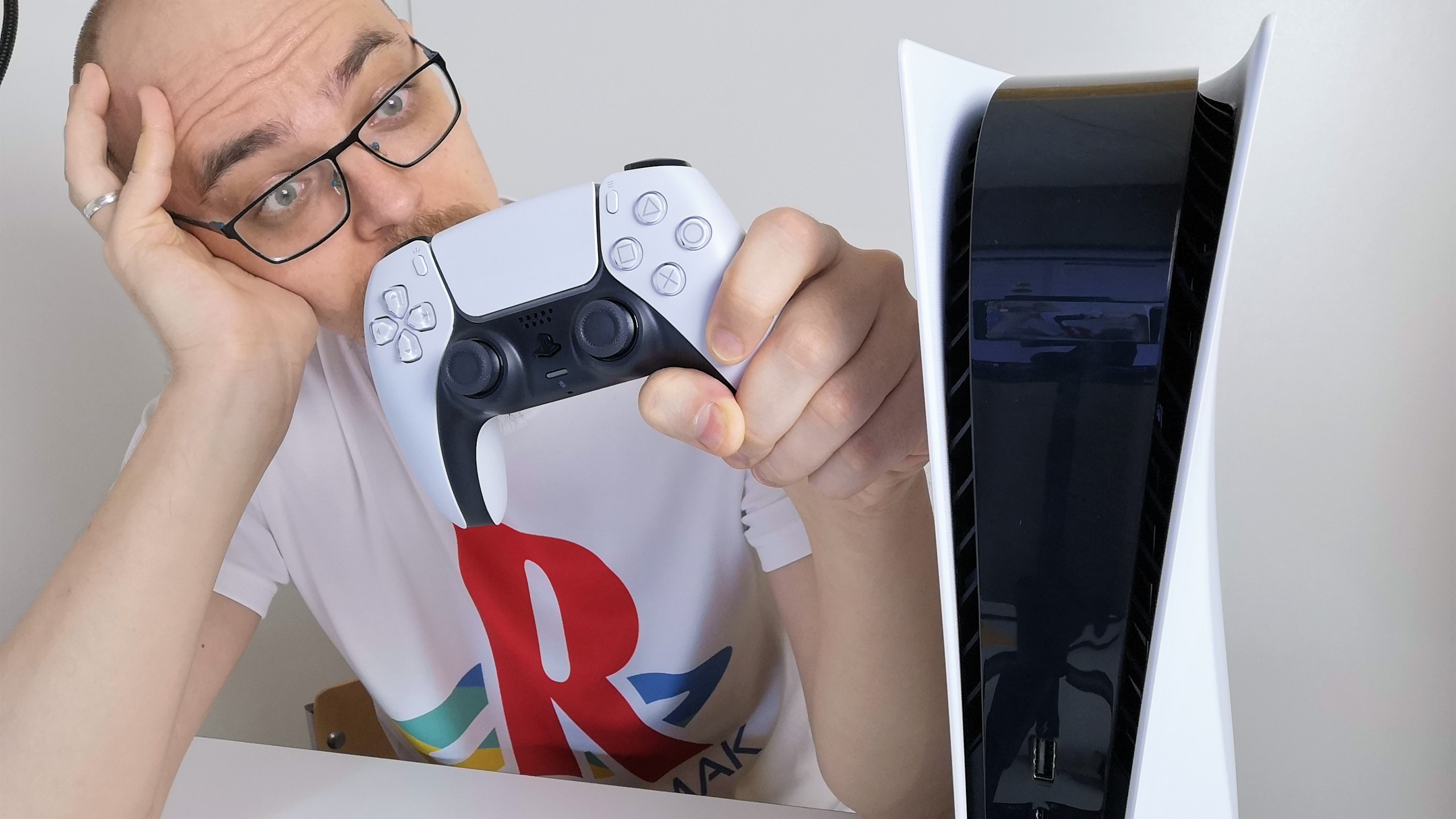 Как выключить джойстик PS5 Dualsense - Как выключить геймпад PS5 Dualsense